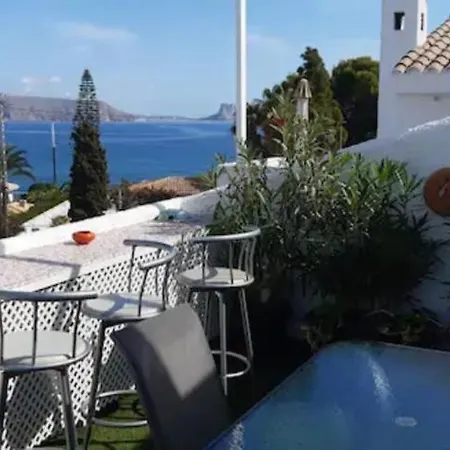 Vakantiehuis House In The Center Of Albir, 2 Min Walk From The