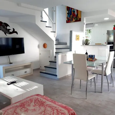 House In The Center Of Albir, 2 Min Walk From The