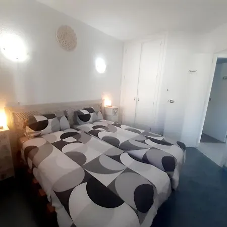 Vakantiehuis House In The Center Of Albir, 2 Min Walk From The
